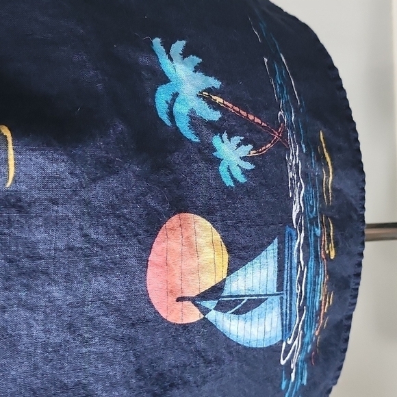 American Eagle Navy blue sailboat button-down shirt Size: MT - Picture 4 of 10